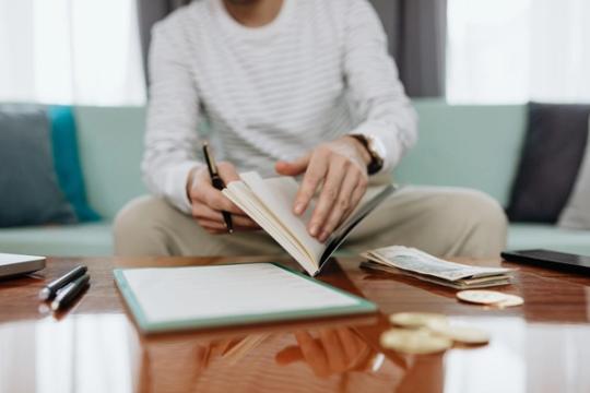 Cover Image for Monetize Your Podcast: Top 5 Strategies for Profit