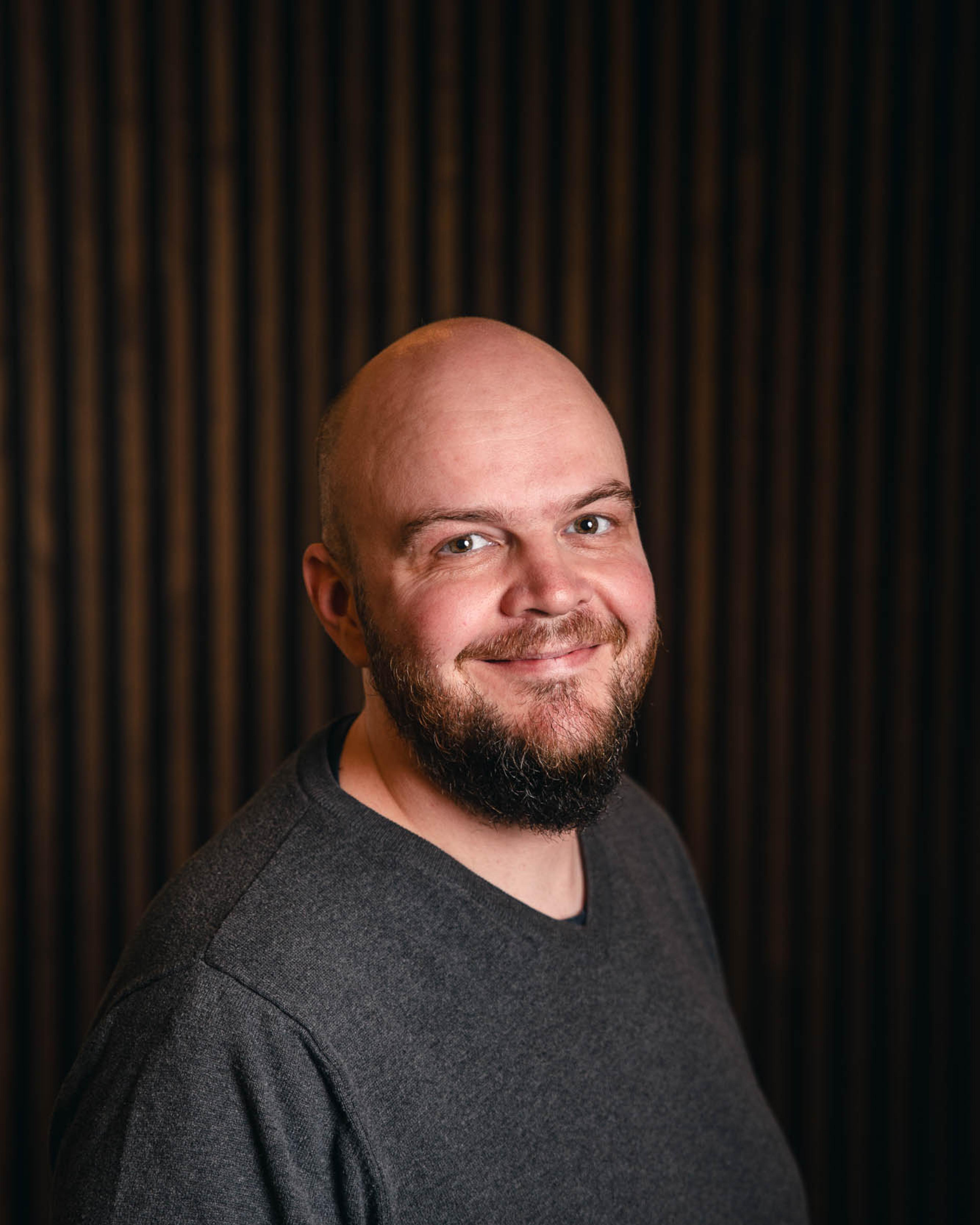Portrett av Magnus Moholdt, senior developer hos Veniro Media Solutions