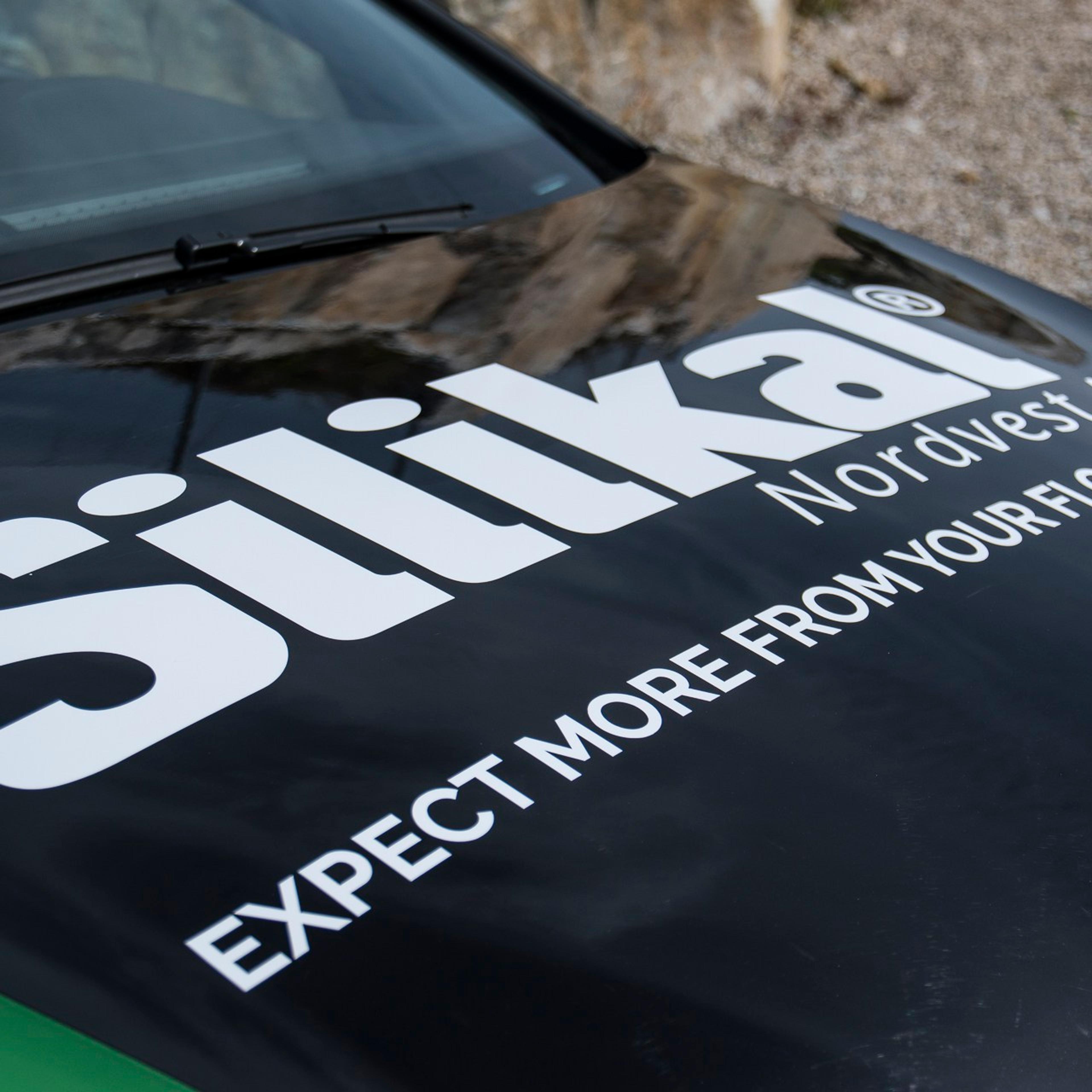 Silikal Industribelegg bil med profesjonell bilfoliering