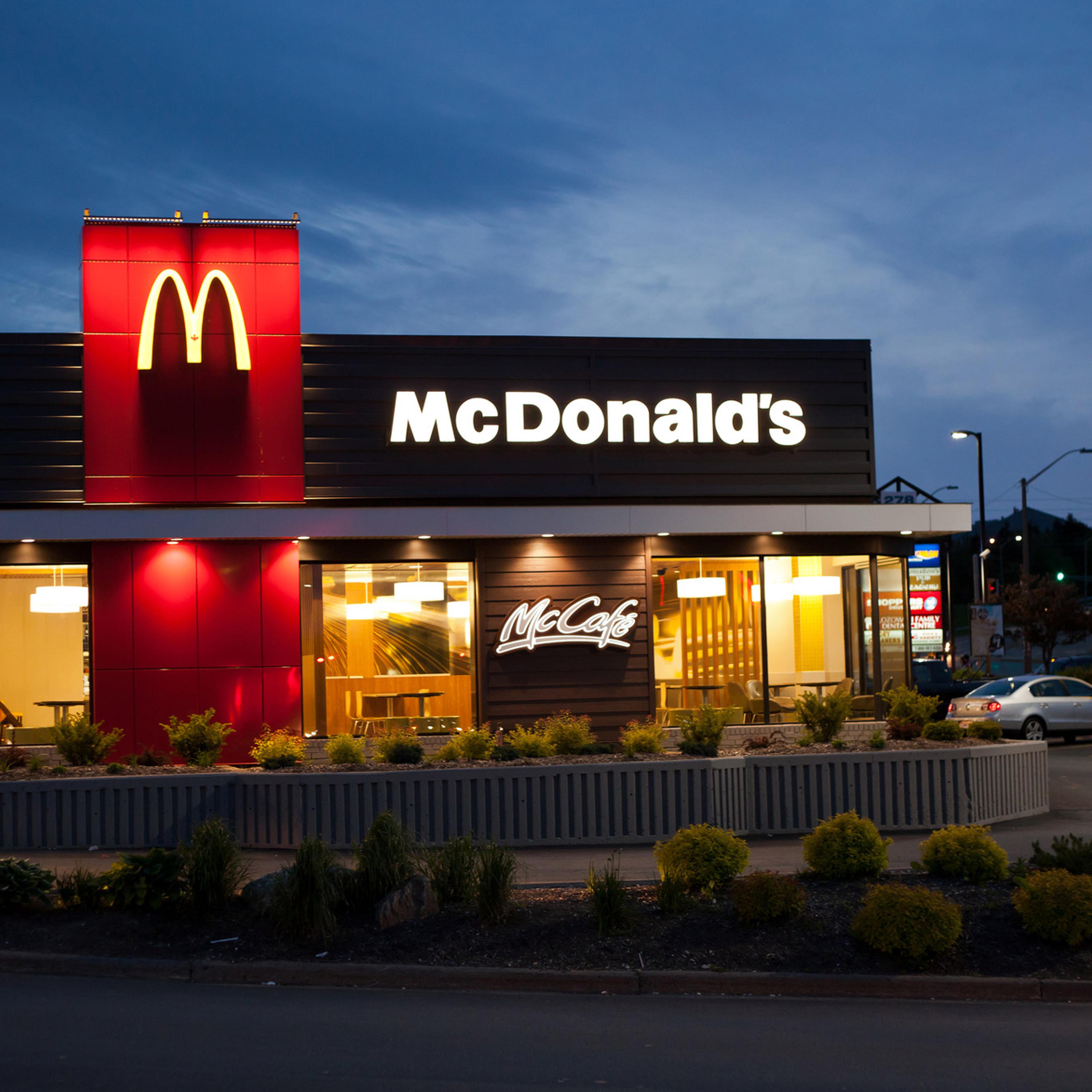 McDonalds-skilt produsert av Veniro