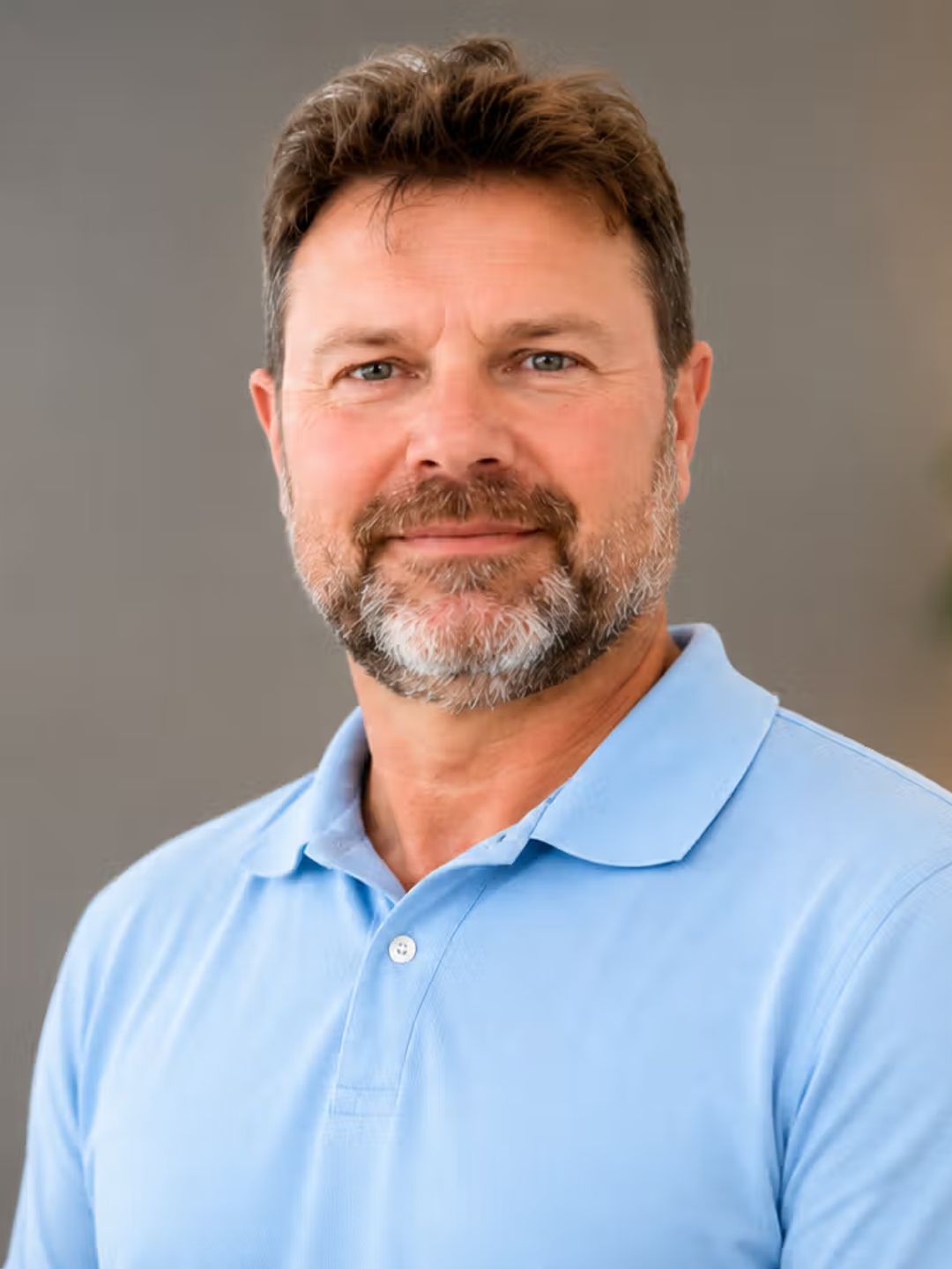 With over 25 years of experience in the energy industry and more than 11 years at MyUtilityGenius, Guy has played a key role in the development of innovative energy solutions. His expertise spans low-carbon technologies, Energy Smart Assets, Time of Use (ToU) tariffs, and the successful delivery of multiple market-leading products.