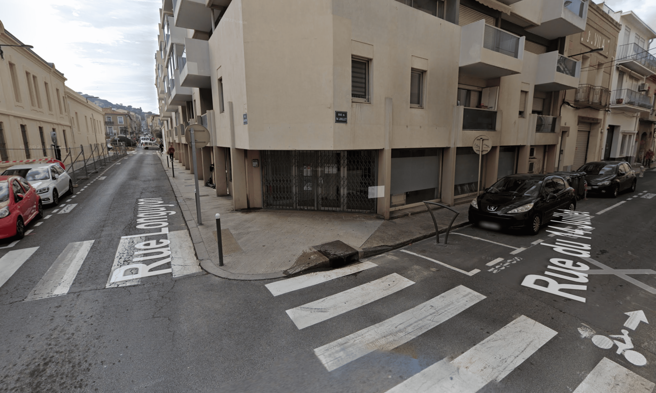 La salle, à l’angle de la rue du 14 Juillet à Sète