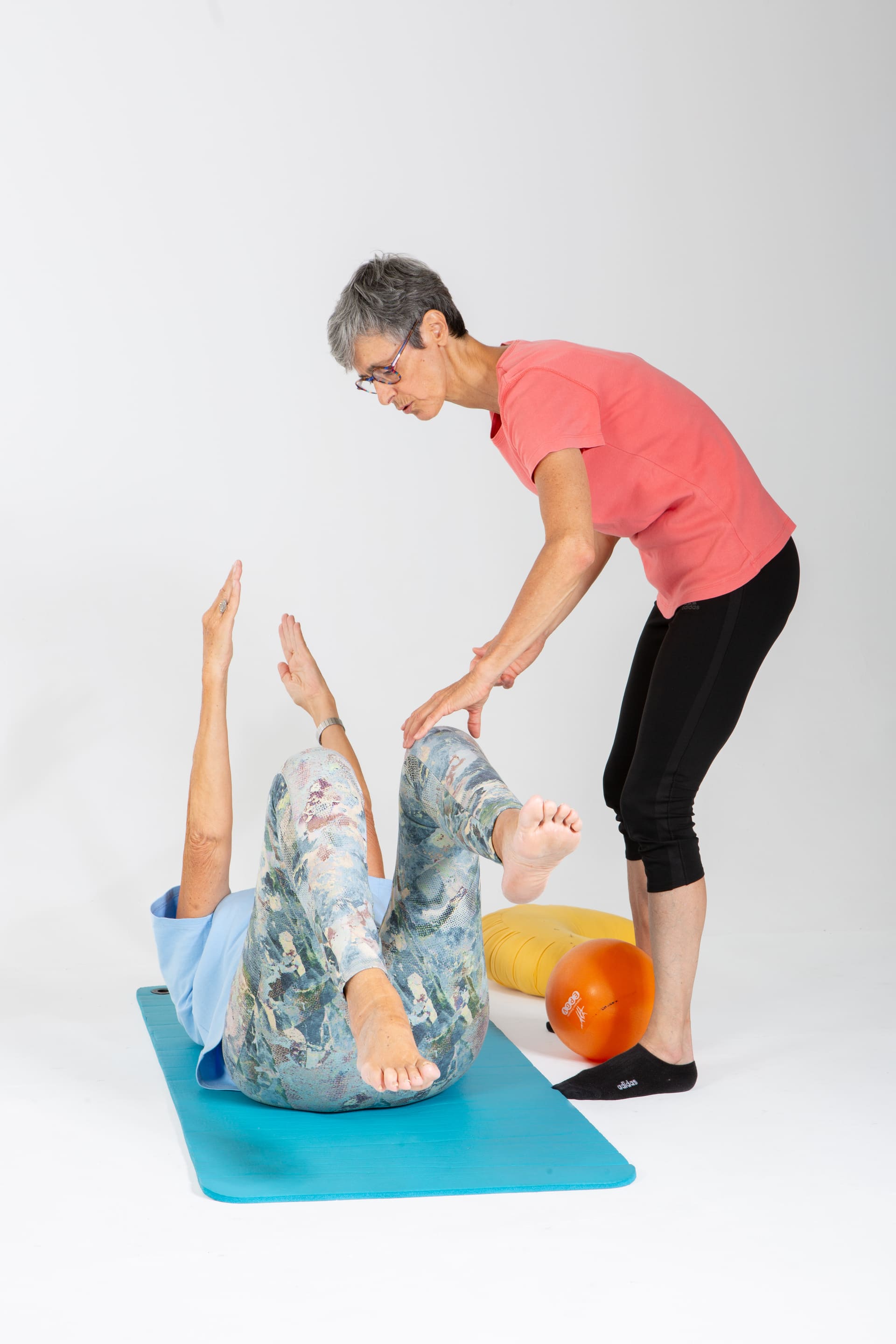 Cours de Pilates, correction individuelle