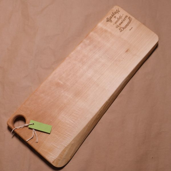 Platou de servire lemn de păr.
Verset gravat: “Gustați și vedeți că bun este Domnul.