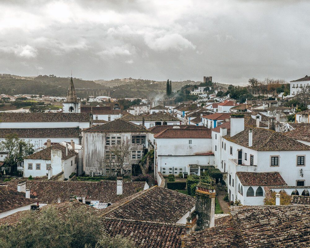 obidos things to do - wall walk view