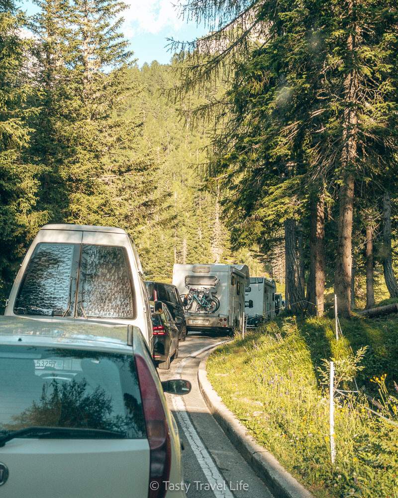 Cars in line to go up the toll road towards Rifugio Auronzo