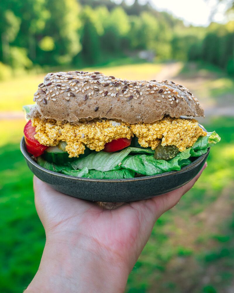 Sandwich simple à la salade de tofu