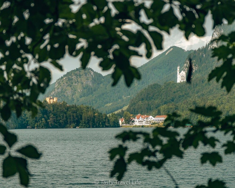 View of alpsee, neuschwanstein and hohenschwangau. 