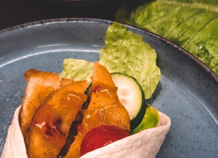 Wraps au poulet croustillant faciles