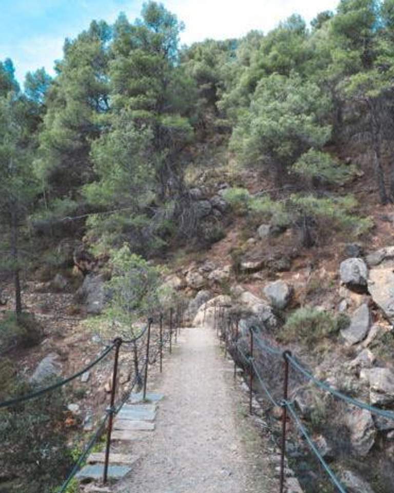 Path Ruta Hidroelectrica