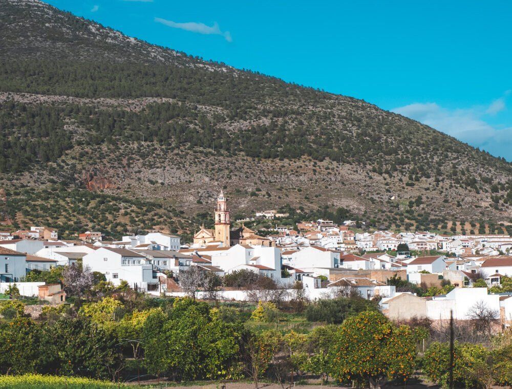 Lovely Town Algodonales