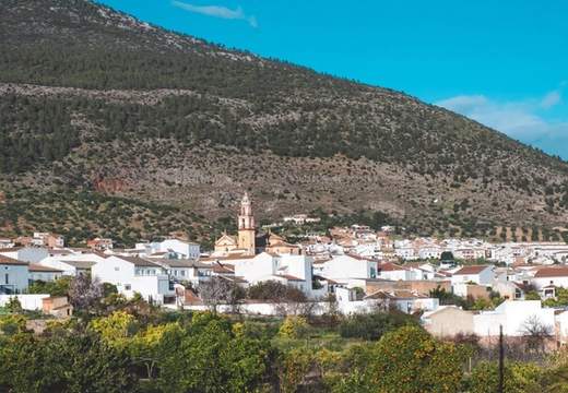 Lovely Town Algodonales