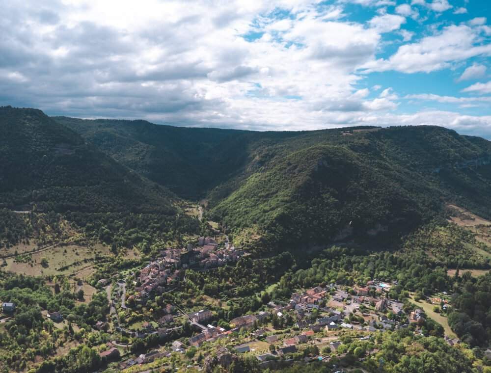 Ville dans les Gorges du Tarn