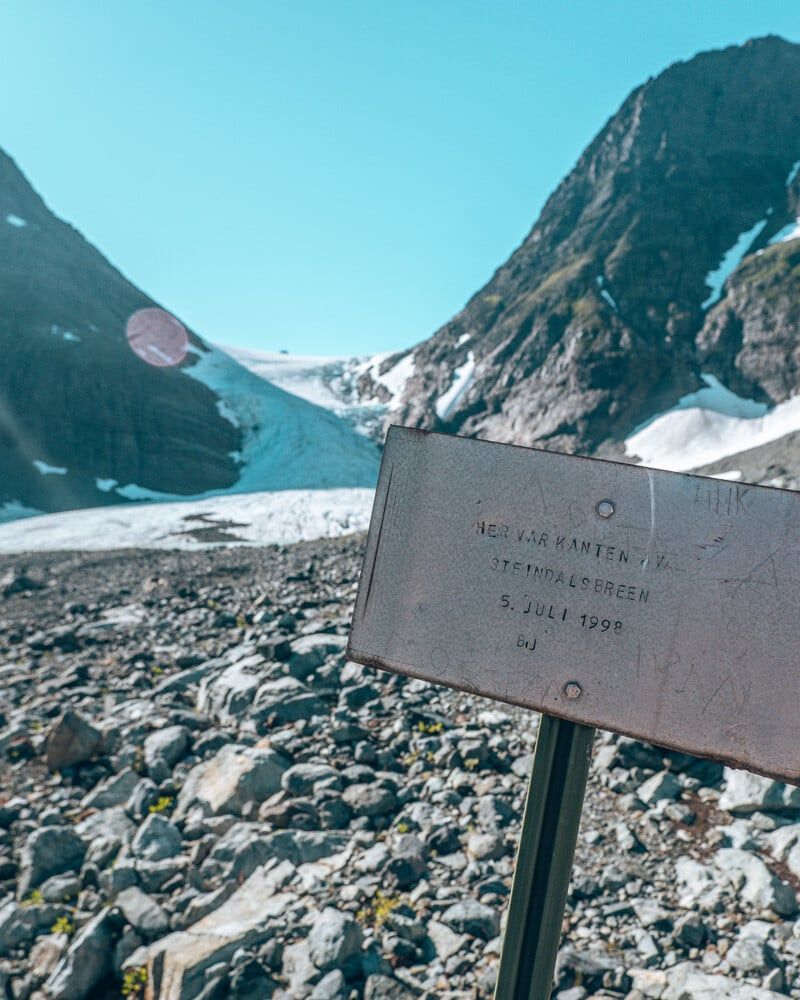 Steindalsbreen earlier sign 