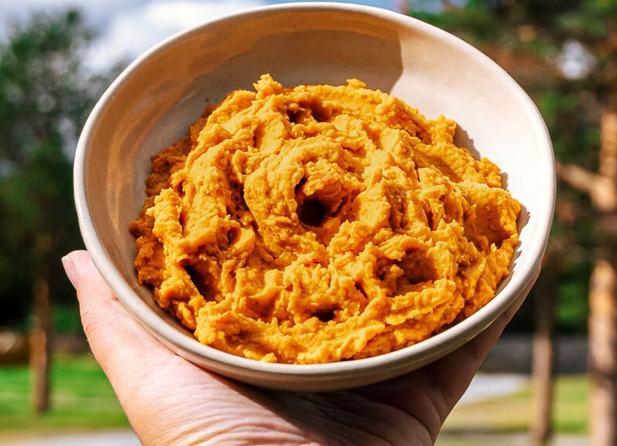 Spicy hummus without tahini