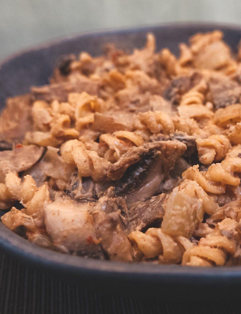 Pâtes crémeuses aux champignons et à l'ail