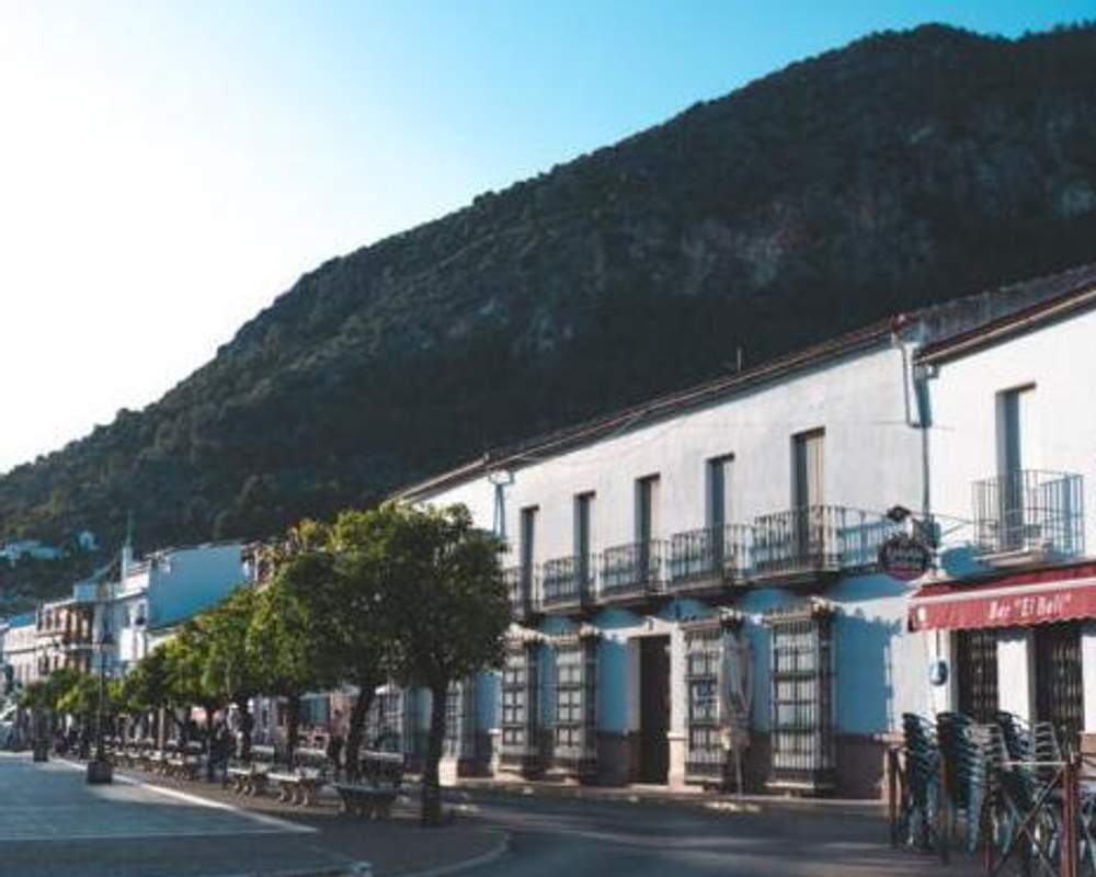 Lovely Town Algodonales