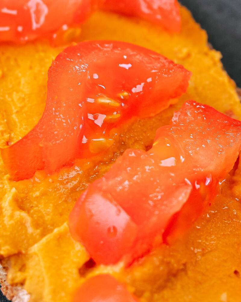 close-up van pittige hummus