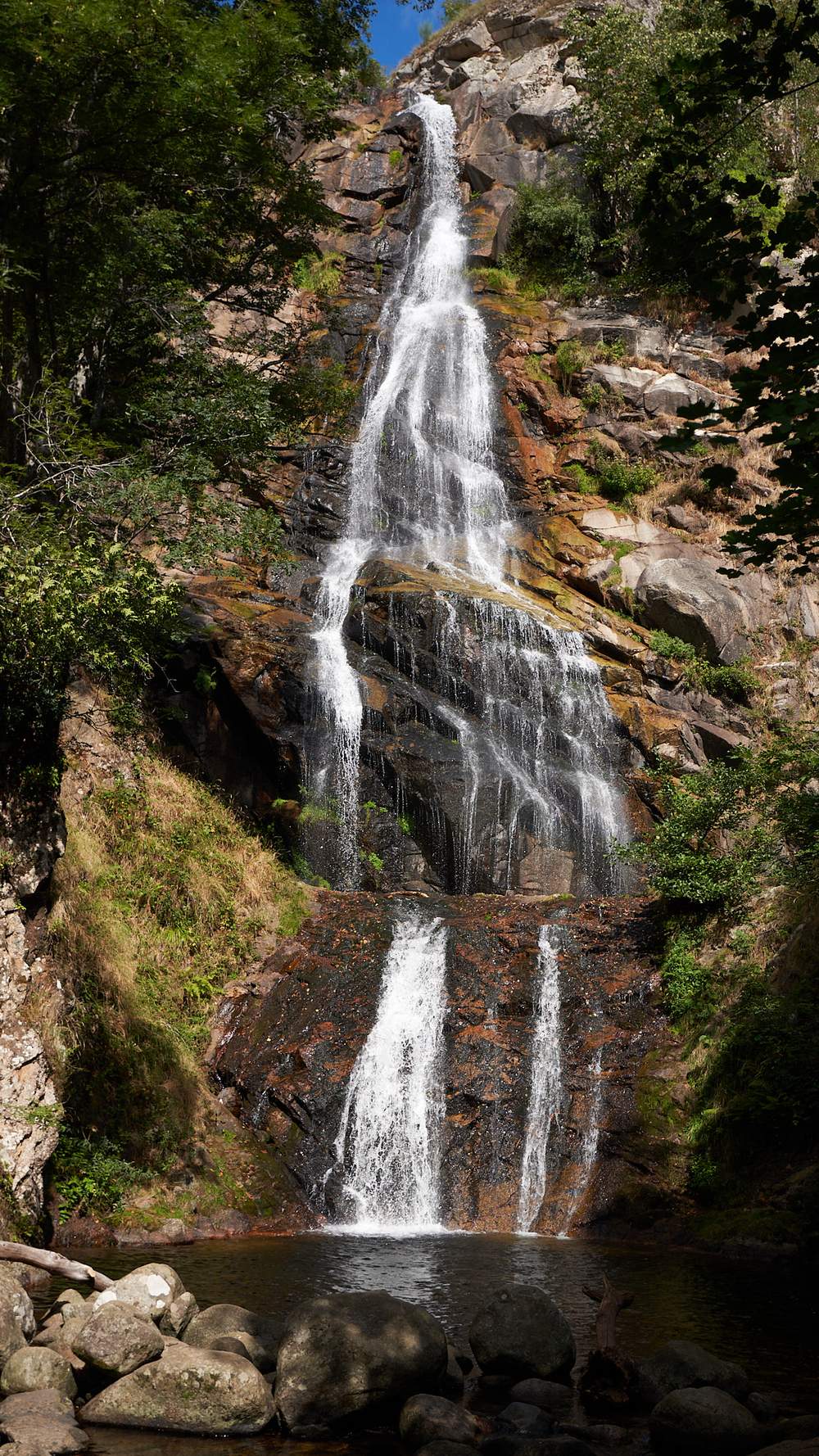 Cascade de runes close up 