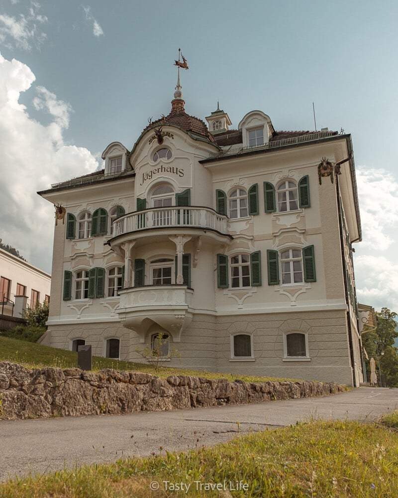Jägerhaus with blue sky.