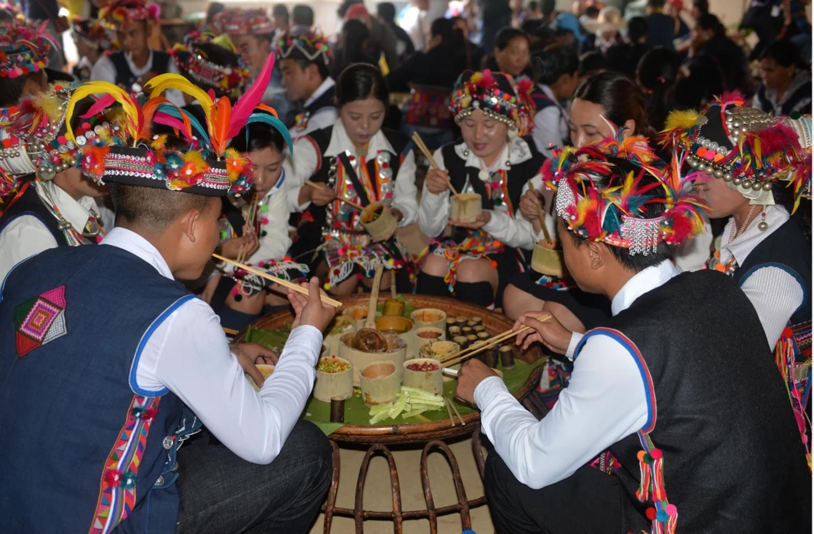 勐海国际茶王节 (Menghai International Tea King Festival), Menghai
