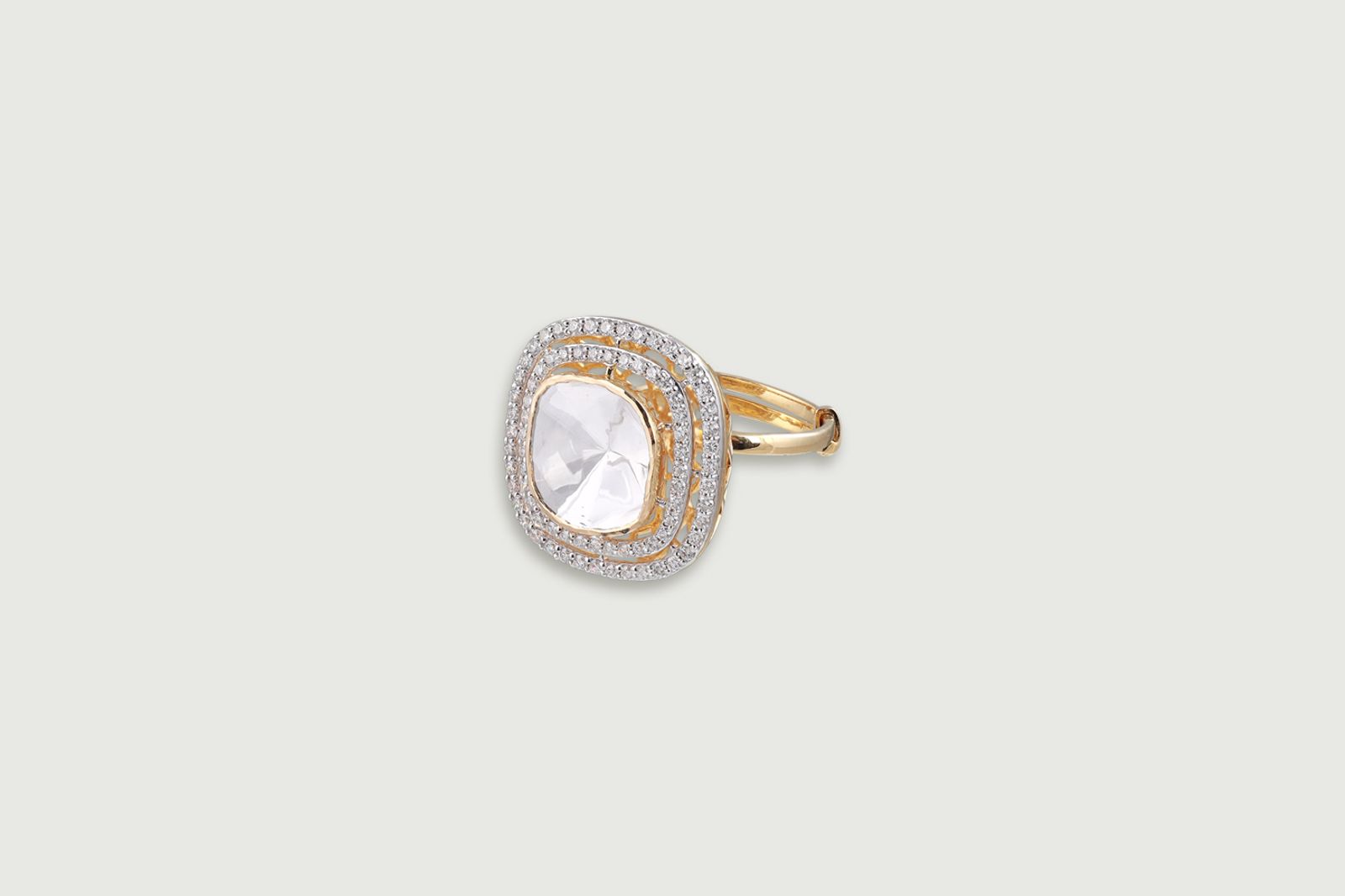 Legacy Ring — Ring