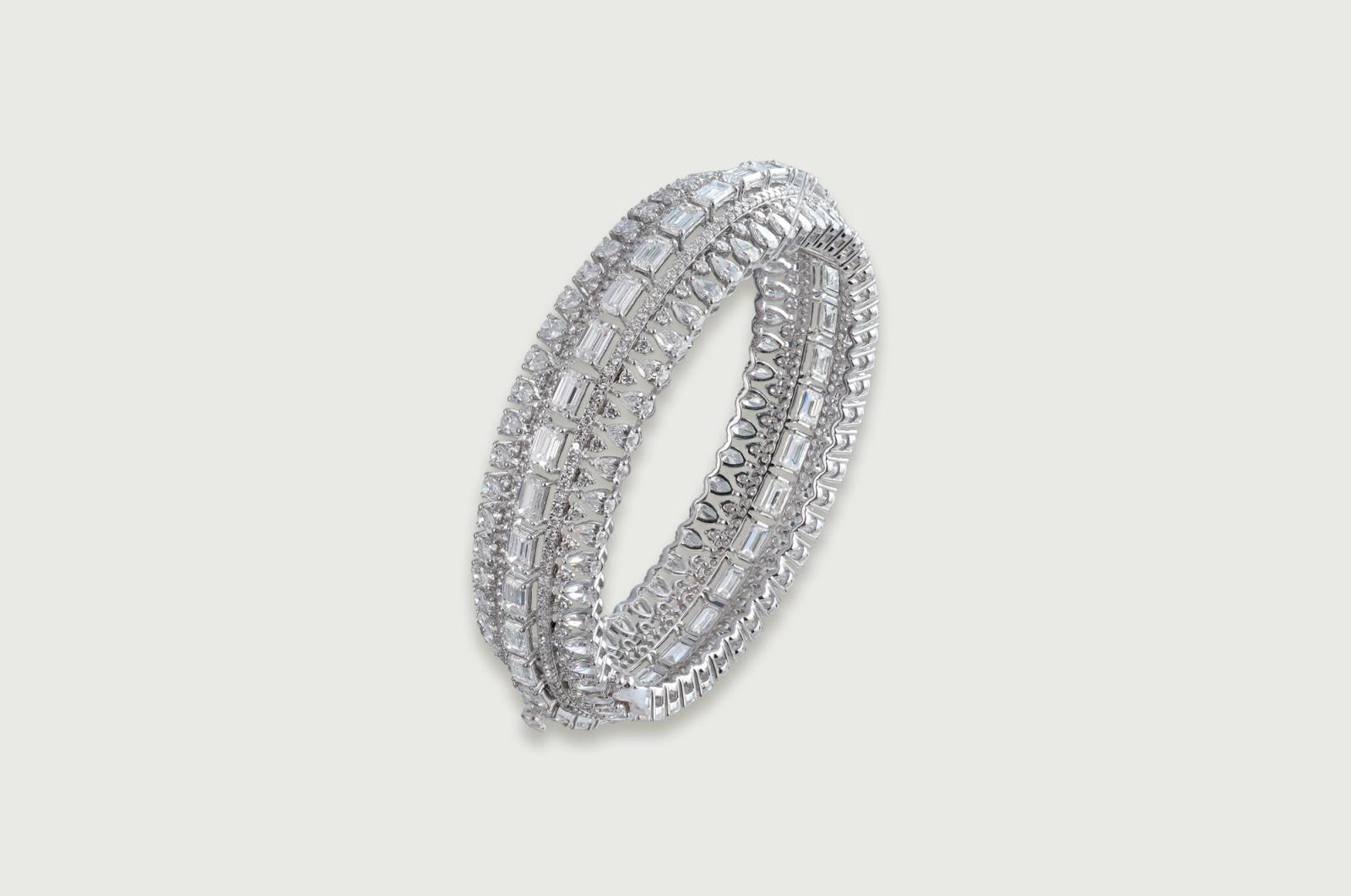Vows Bangle — Oval Bangle