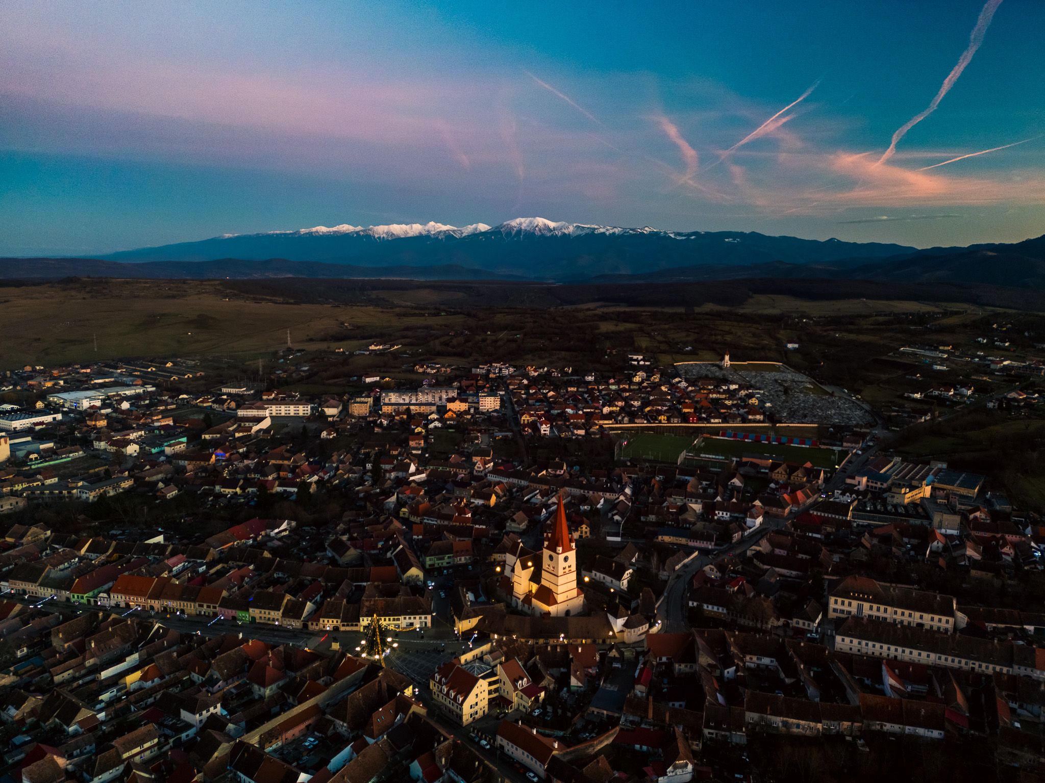 Cisnadie with Fagaras in the background