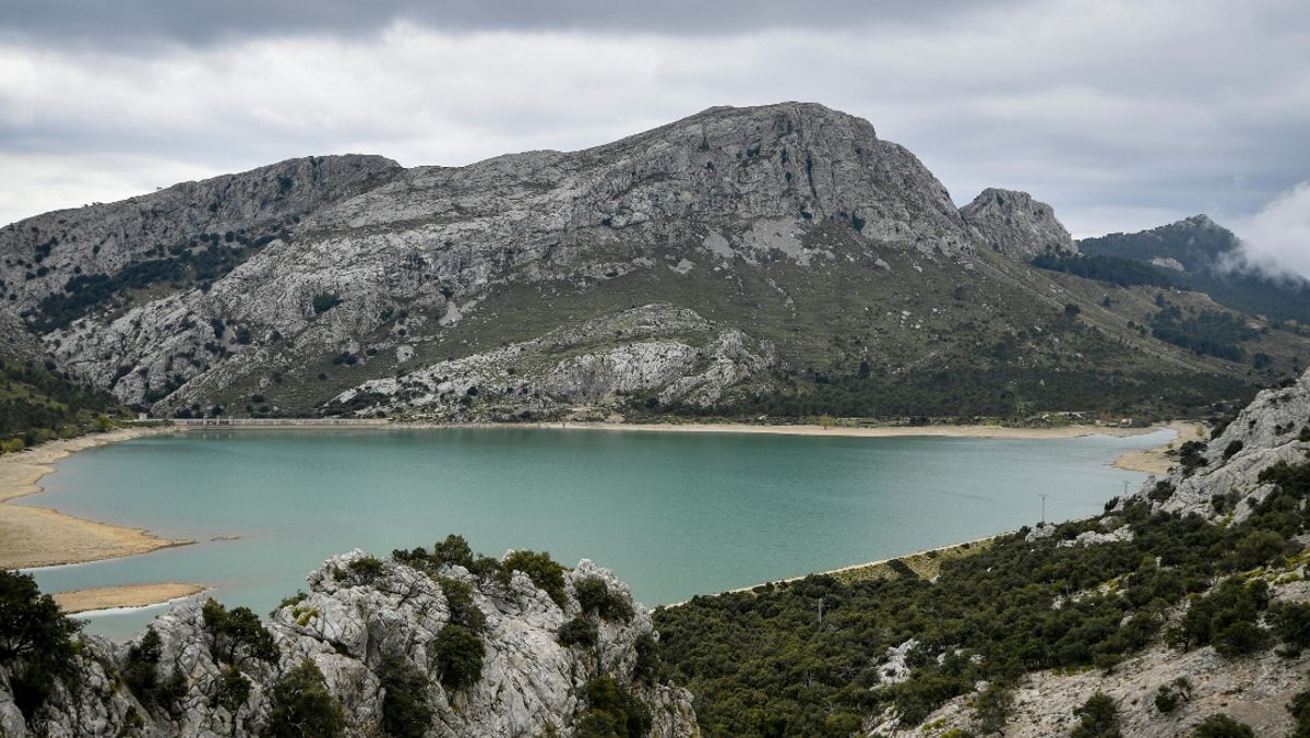 The 5 Mallorca Yacht Charters for Exploring the Serra de Tramuntana