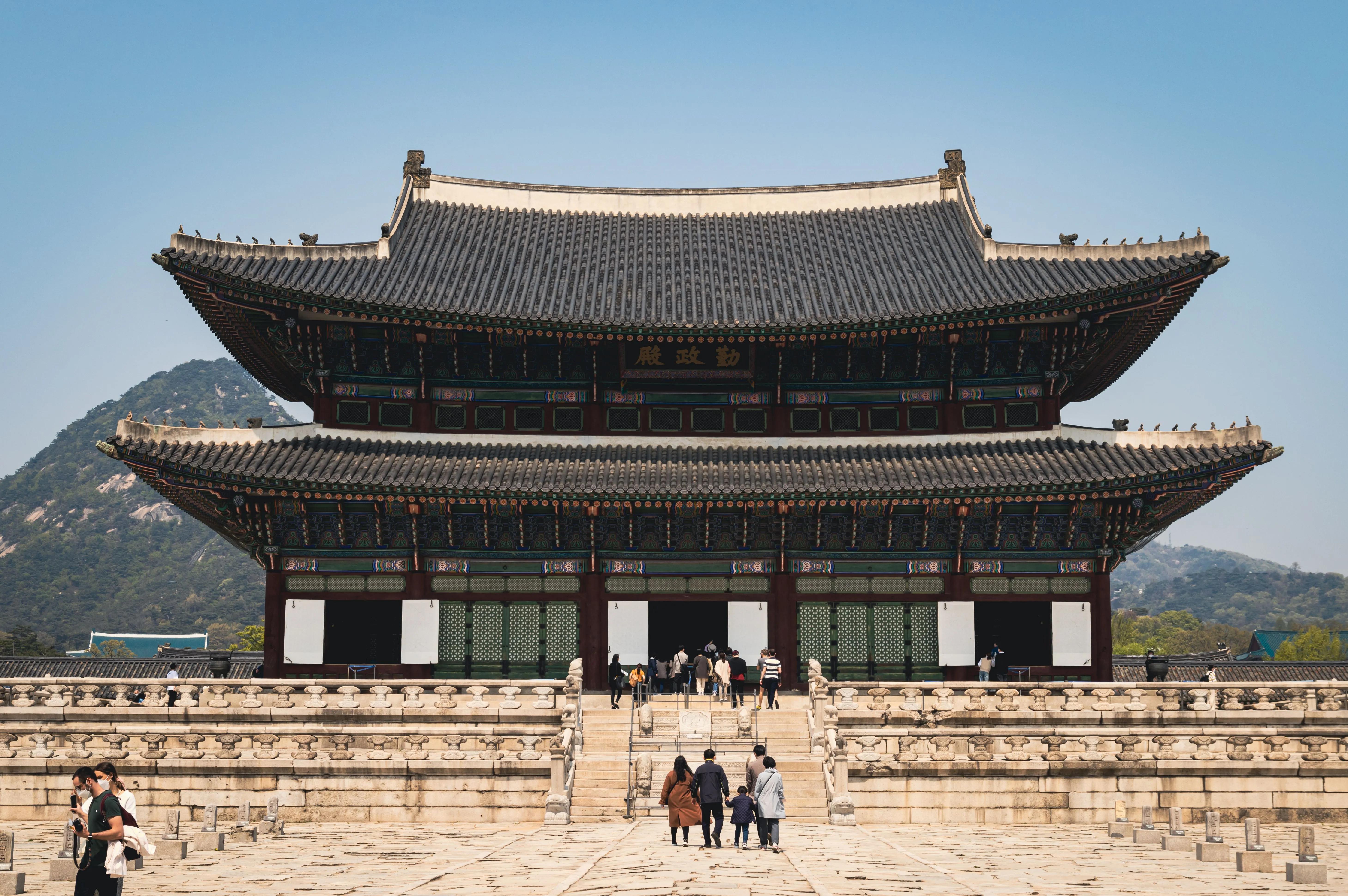When is the best time to visit South Korea?