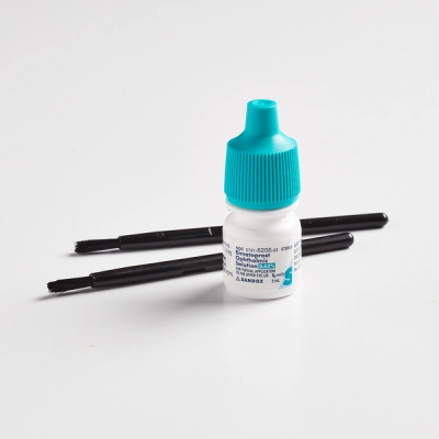 Image of bimatoprost bottle and applicator