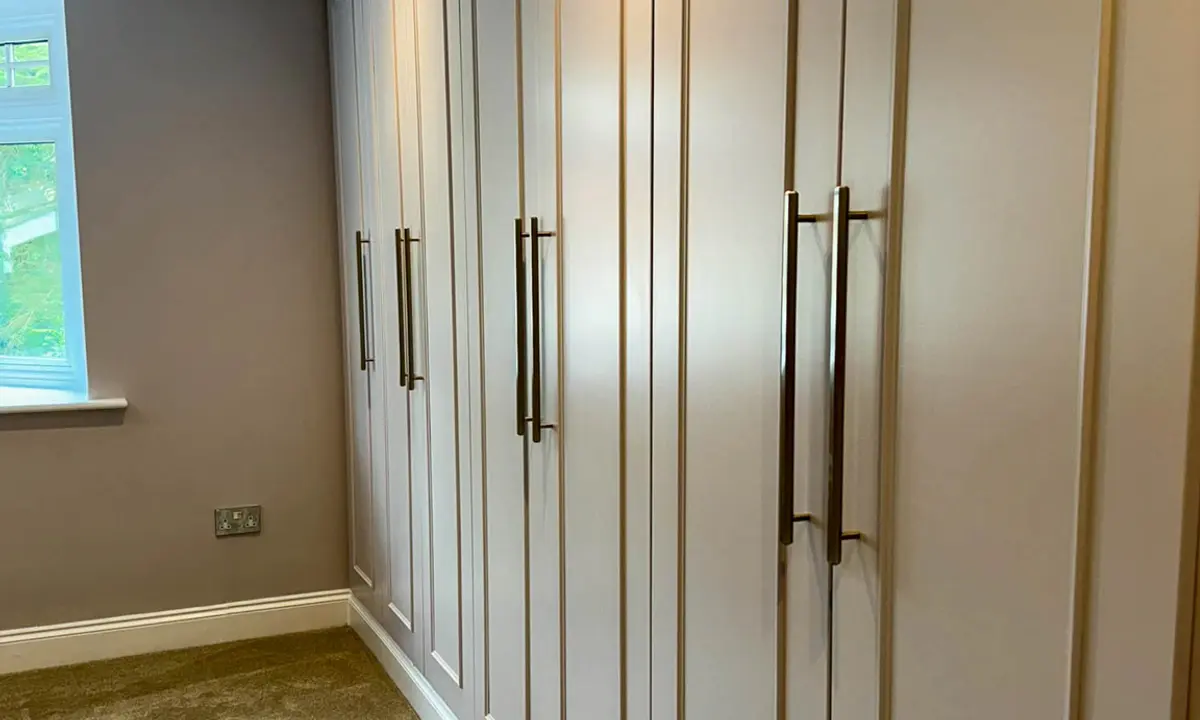 Why Bespoke Custom Wardrobes Are the Ultimate Luxury Interior Choice?