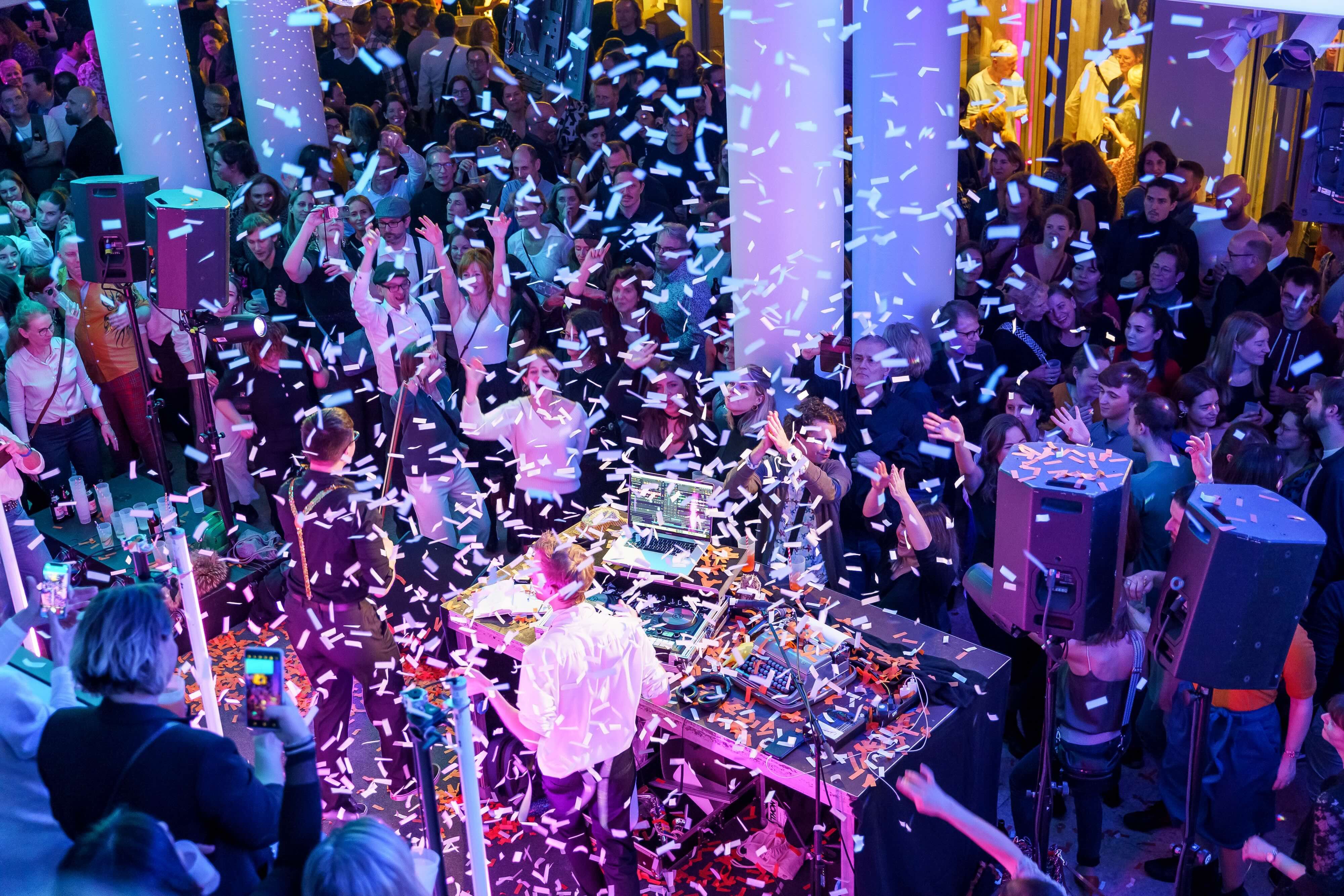 Party, eventdesign, konzeption, booking, artist, DJ