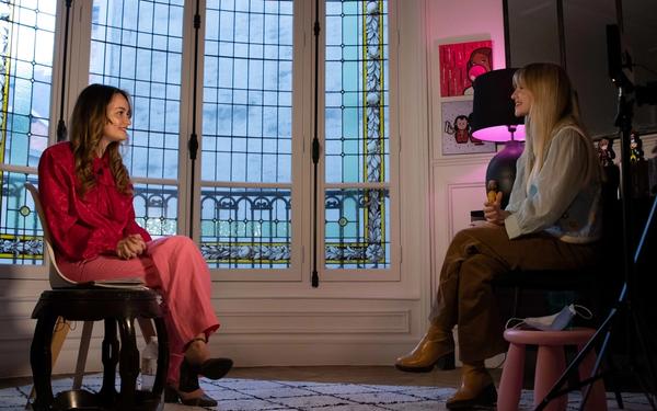 Rencontre: Constance Arnoult lance son média culturel L’Eloge et s’adonne à de nouveaux projets de comédie