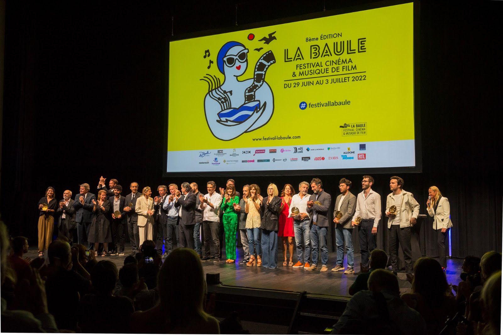 Franck Dubosc, Alexandre Astier, Gérard Jugnot sur le tapis rouge du Festival de La Baule 2022 !