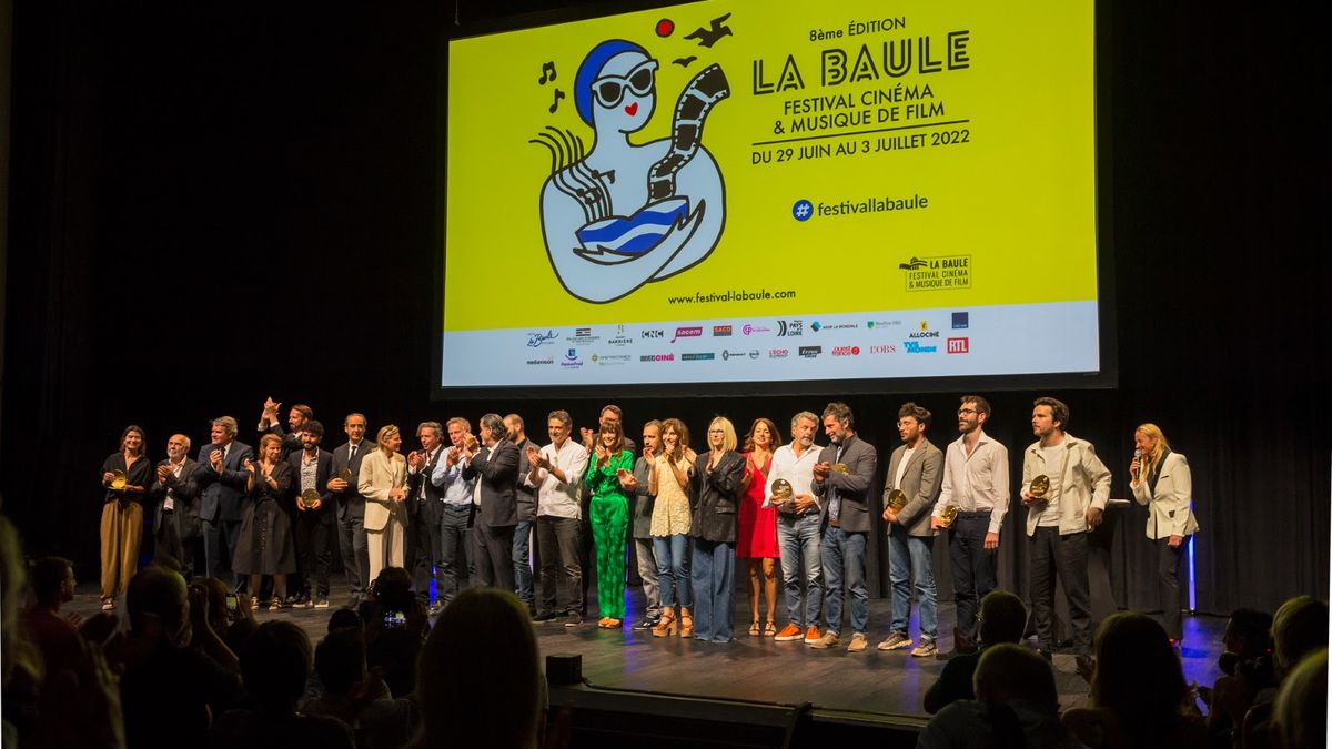 Franck Dubosc, Alexandre Astier, Gérard Jugnot sur le tapis rouge du Festival de La Baule 2022 !