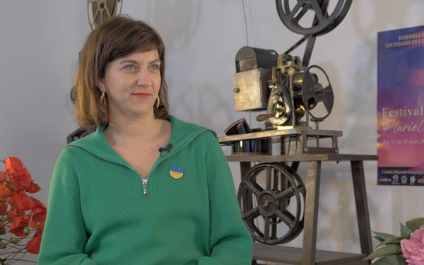Découvrez Isabelle Solas, une réalisatrice passionnée