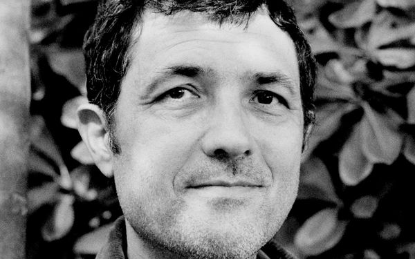 Albin de la Simone : Découvrez l’univers poétique de cet artiste français