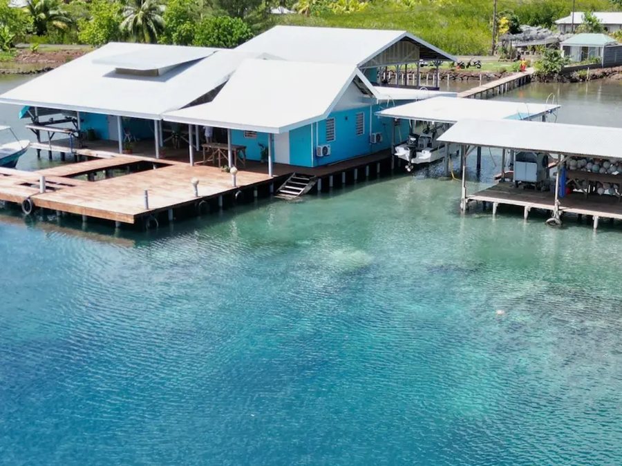 Pearl farm in Taha’a