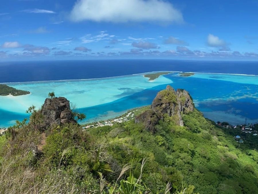 Hiking in Maupiti