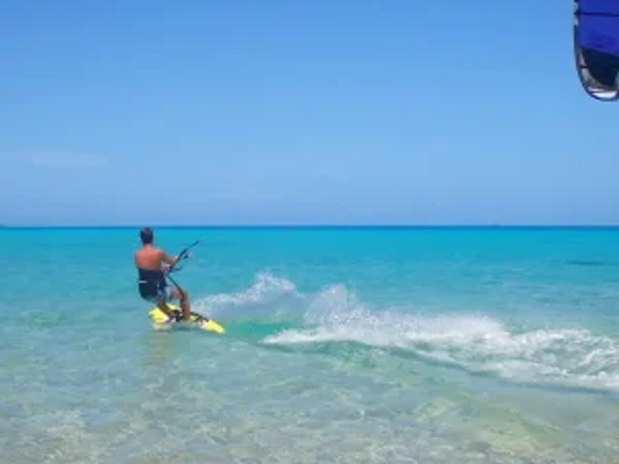 Kitesurfing in the Tuamotu