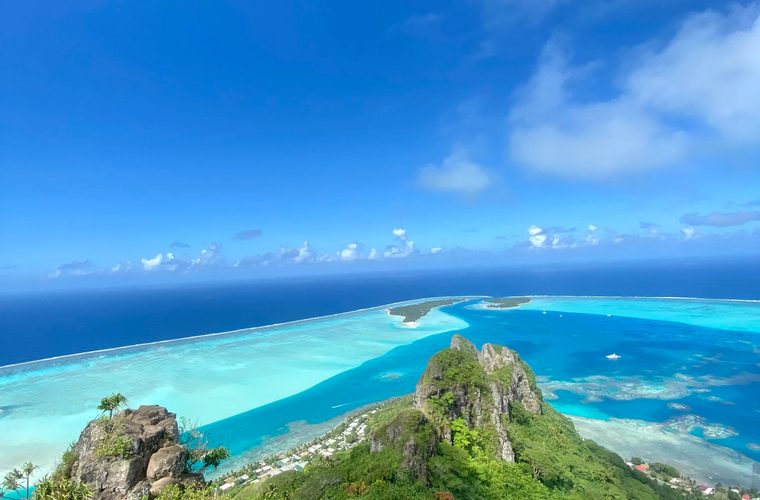 Vue 180° de la randonnée de Maupiti