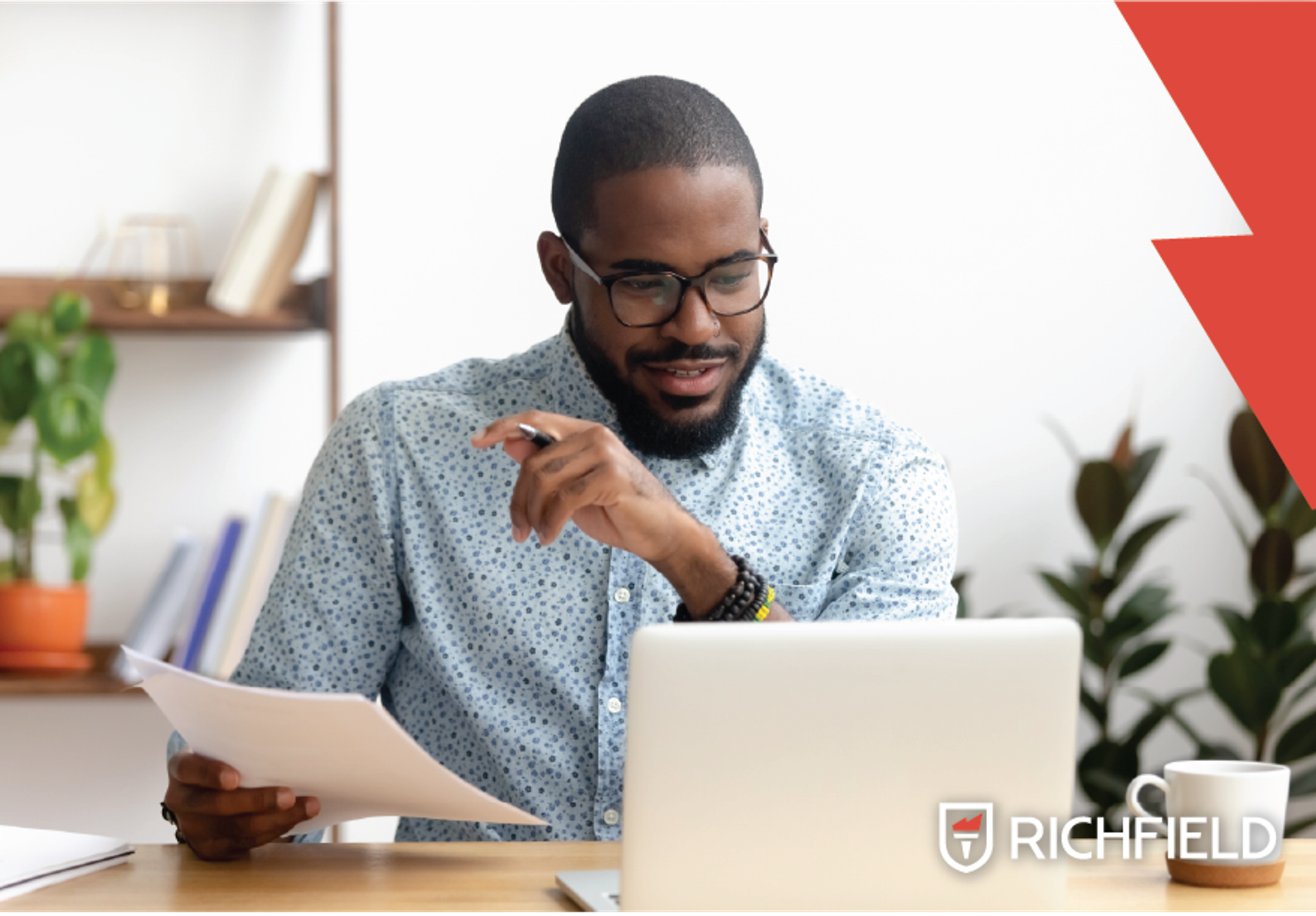 Man studying a Bcom degree at Richfield