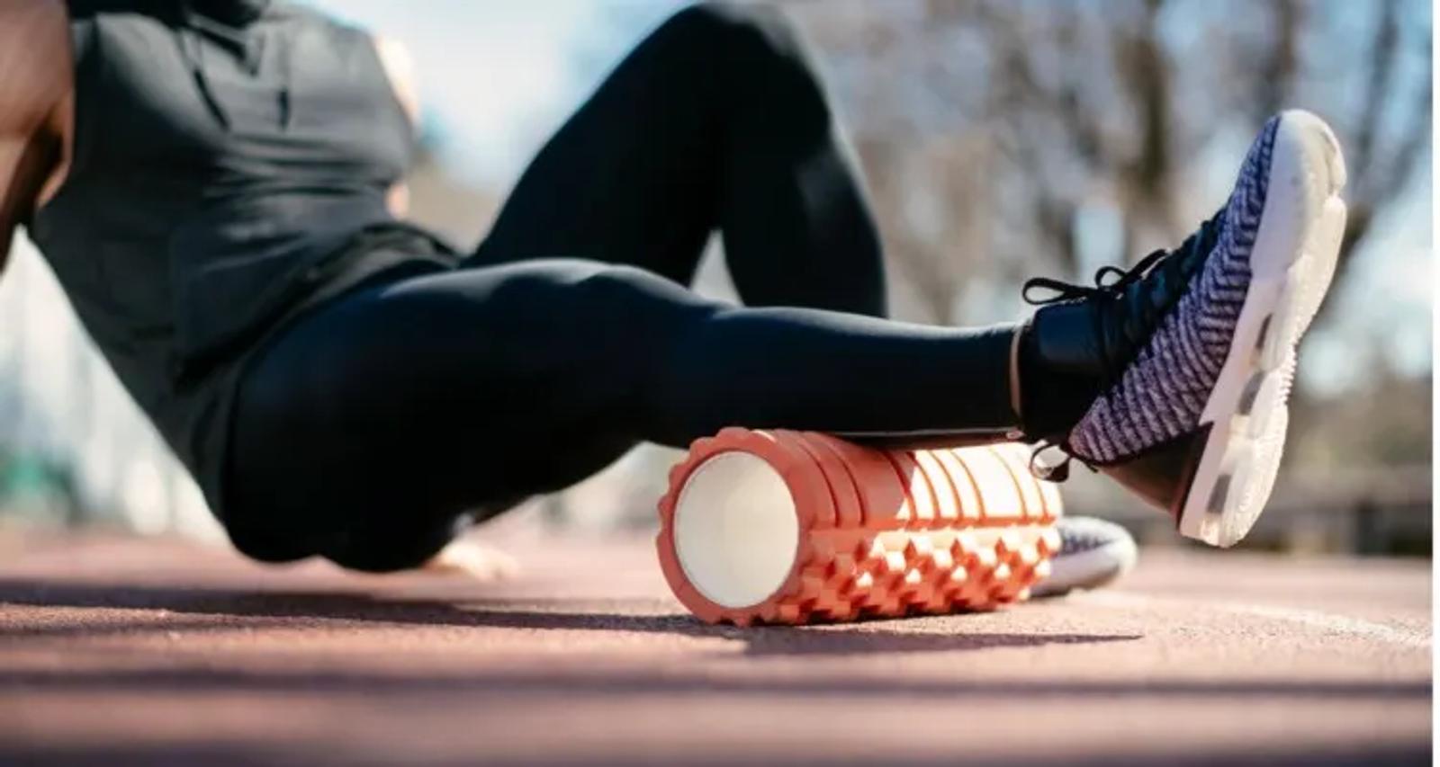 Foam rolling as part of an active recovery routine