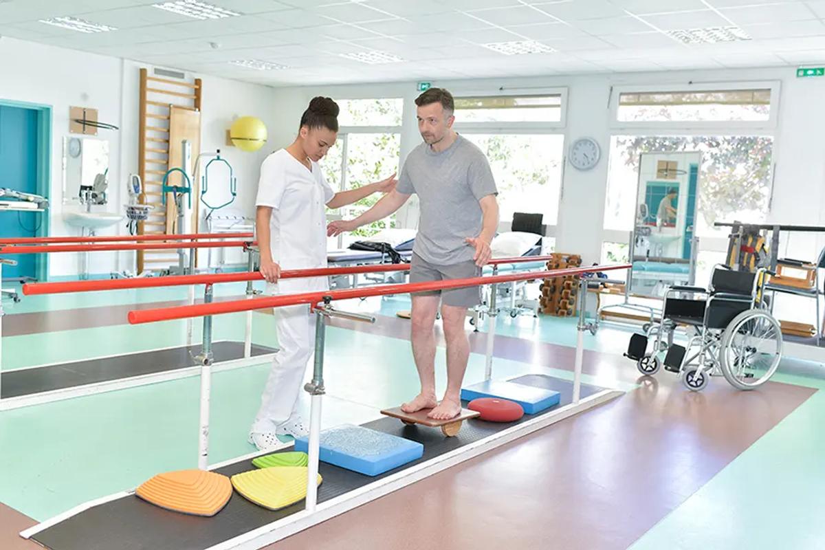 Early-stage injury rehabilitation exercise