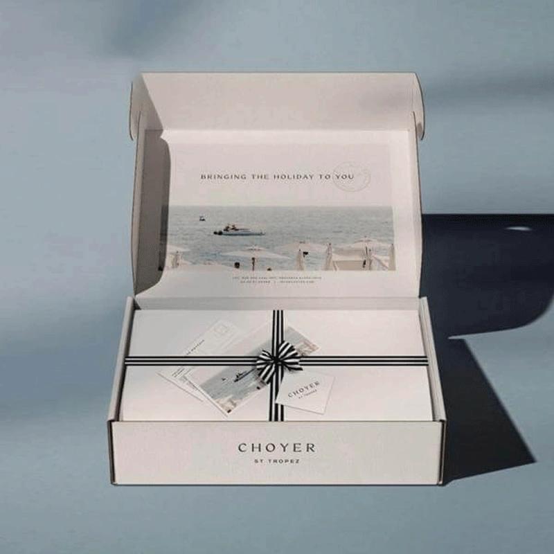 Wholesale Holiday Mailer Boxes for Bulk Festive Orders