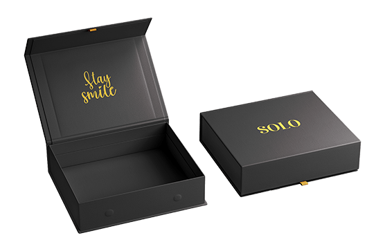 Custom rigid boxes