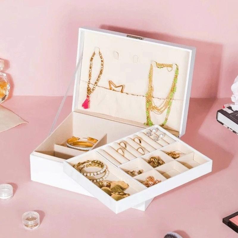 High-quality jewelry display boxes with sleek and durable designs