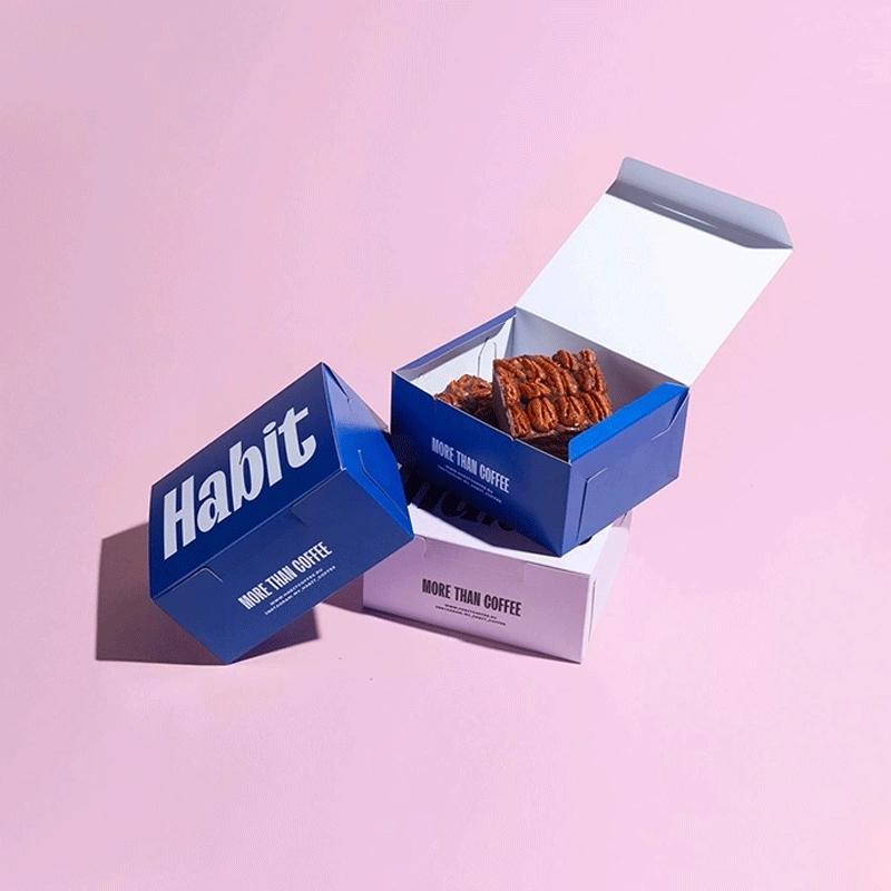 Brownie boxes with logo printing to elevate branding and product appeal