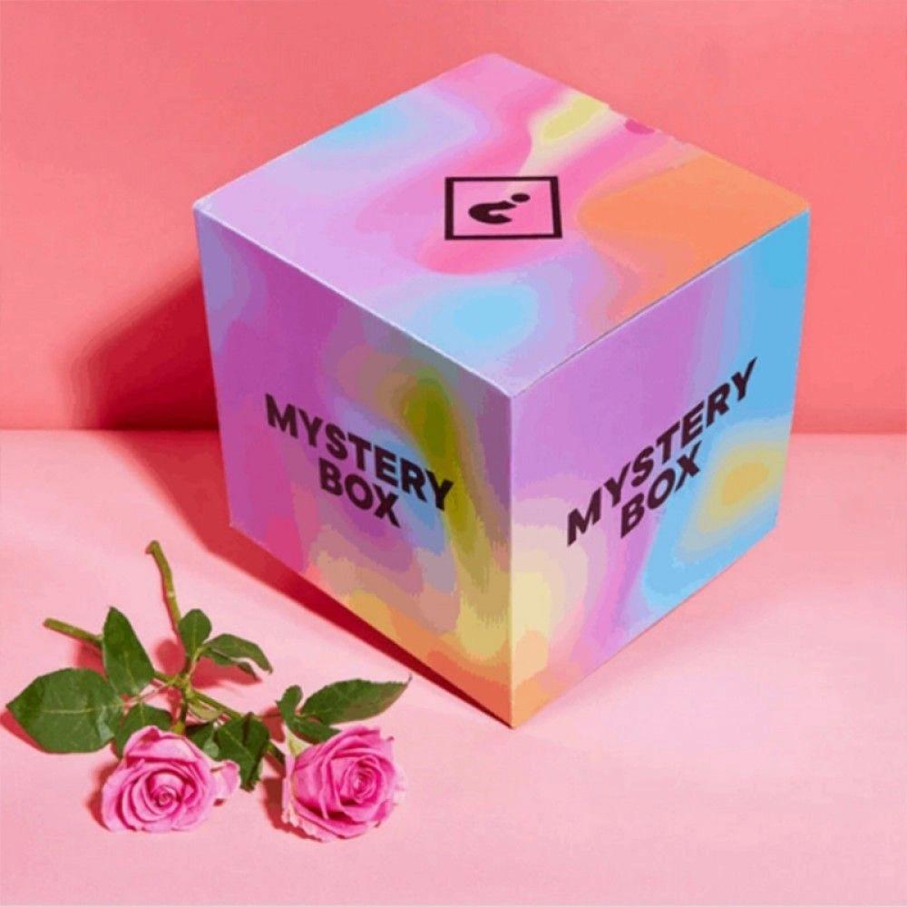 Mystery boxes with logo printing for branded and memorable unboxing experiences